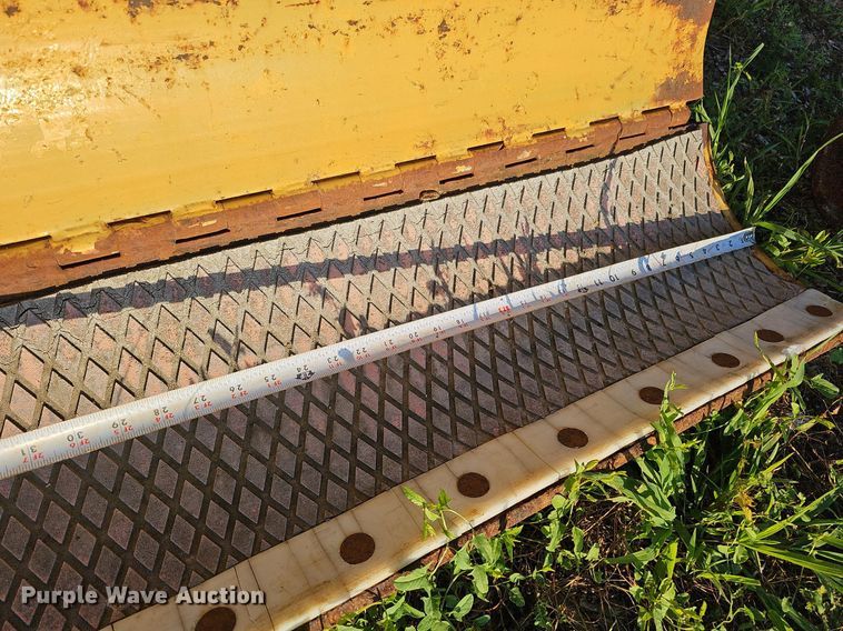 image for item DQ0172 Killion  excavator pipe grapple