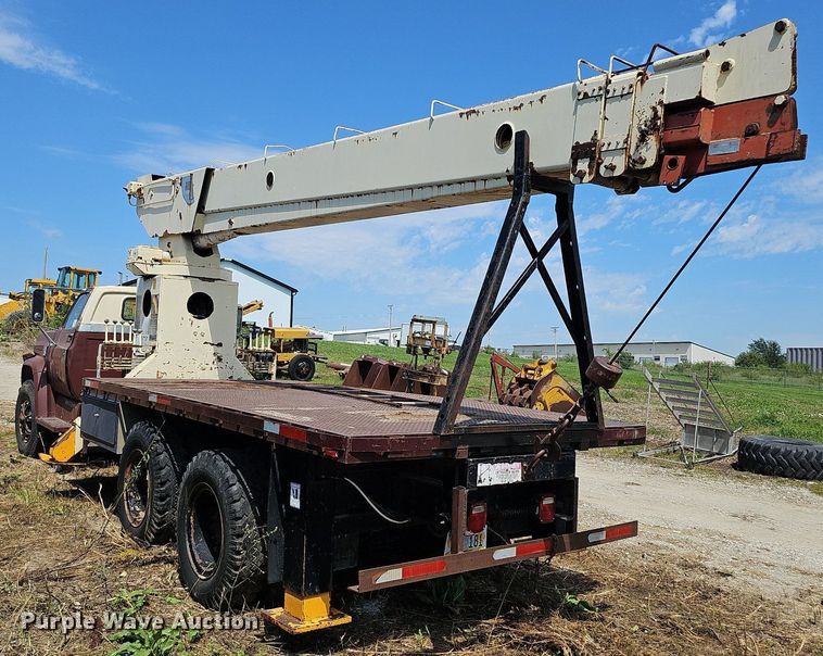 image for item DQ0173 1978 Chevrolet C65  crane truck