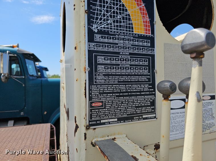 image for item DQ0173 1978 Chevrolet C65  crane truck