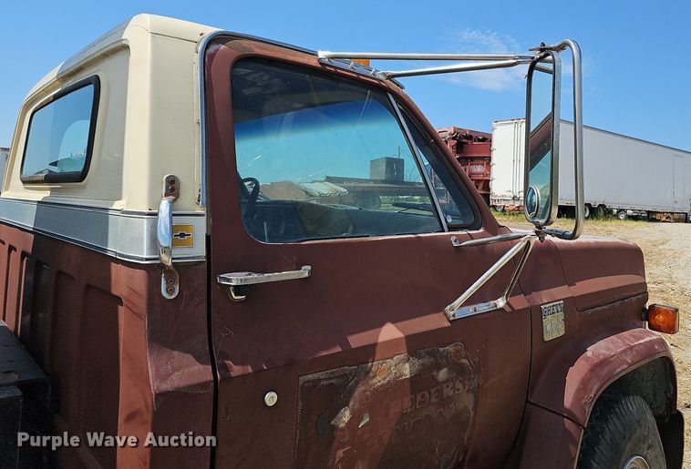 image for item DQ0173 1978 Chevrolet C65  crane truck