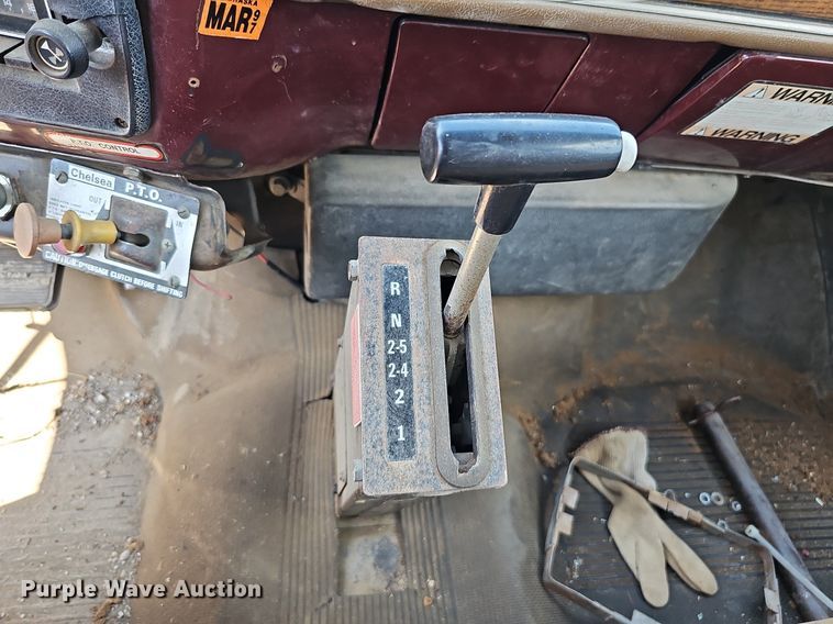 image for item DQ0173 1978 Chevrolet C65  crane truck