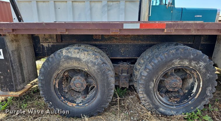 image for item DQ0173 1978 Chevrolet C65  crane truck