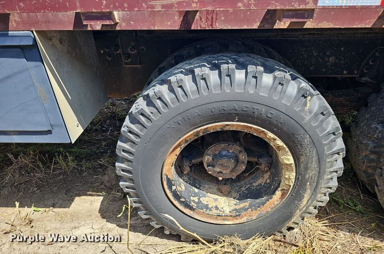 image for item DQ0173 1978 Chevrolet C65  crane truck