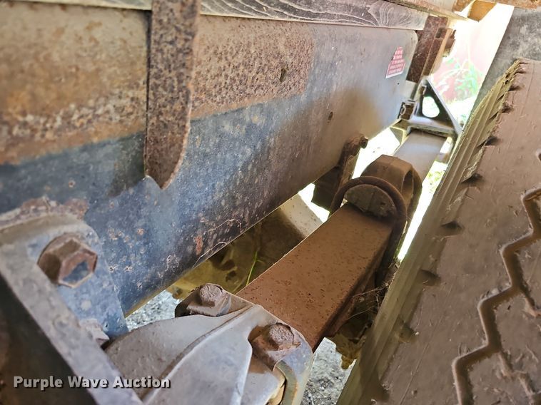 image for item DQ0174 1986 Freightliner FLC  dump truck