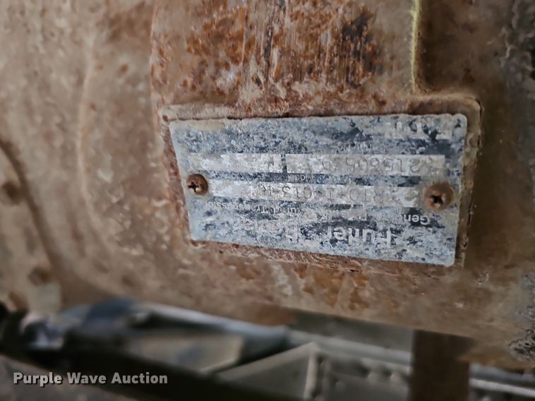 image for item DQ0174 1986 Freightliner FLC  dump truck