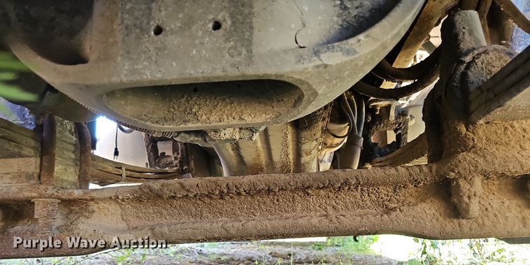 image for item DQ0174 1986 Freightliner FLC  dump truck