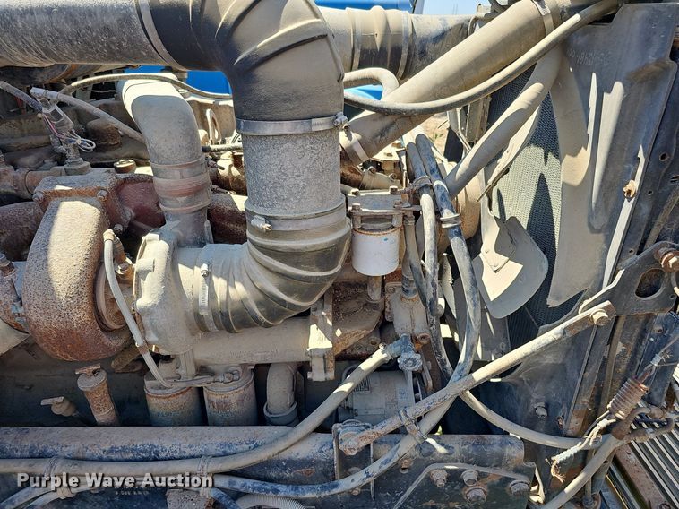 image for item DQ0174 1986 Freightliner FLC  dump truck