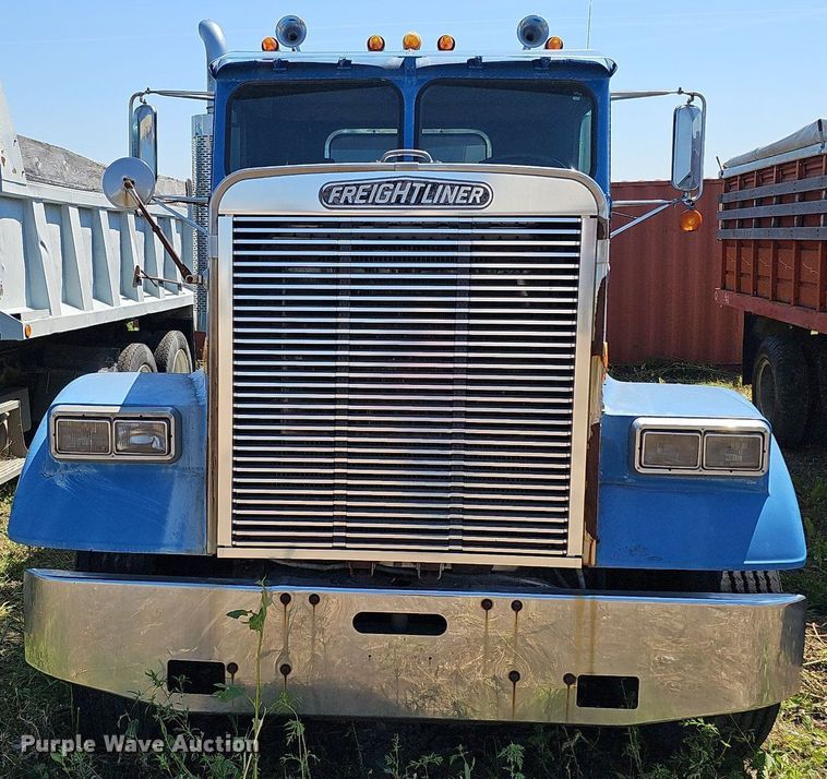 image for item DQ0175 1985 Freightliner FLC  dump truck