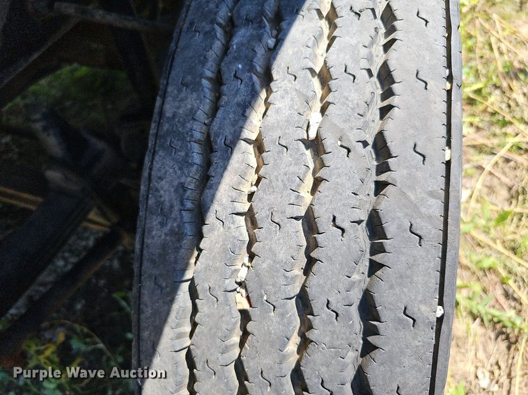 image for item DQ0175 1985 Freightliner FLC  dump truck