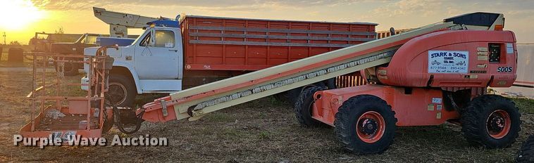 image for item DQ0177 2001 JLG 600S  boom lift