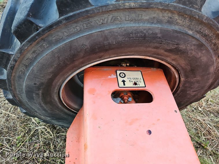 image for item DQ0177 2001 JLG 600S  boom lift