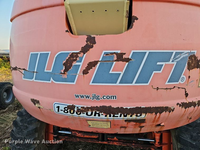 image for item DQ0177 2001 JLG 600S  boom lift