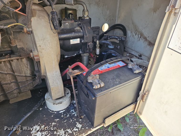 image for item DQ0178 1999 Terex TB44  boom lift