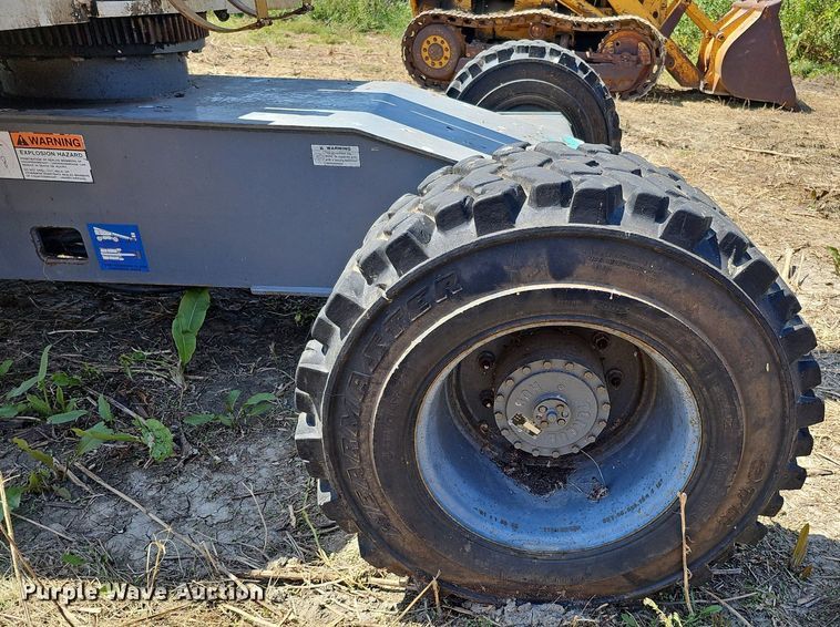 image for item DQ0178 1999 Terex TB44  boom lift