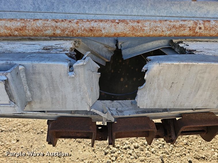 image for item DQ0179 1999 Wabash Flat FLCVHCM  flatbed trailer