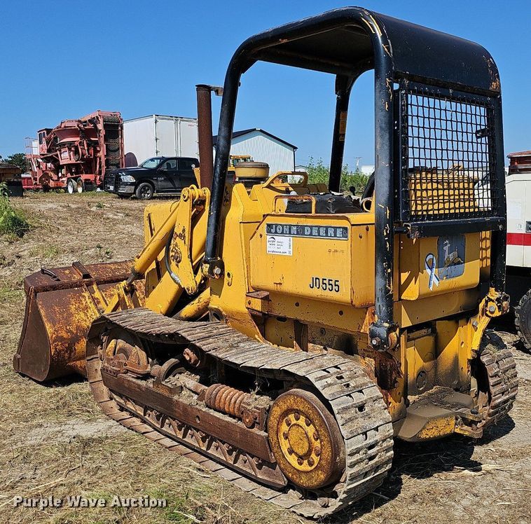 image for item DQ0184 1975 John Deere 555  track loader