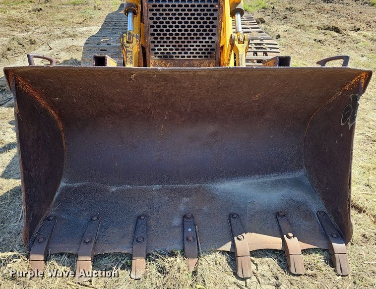 image for item DQ0184 1975 John Deere 555  track loader