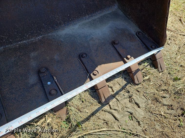 image for item DQ0184 1975 John Deere 555  track loader