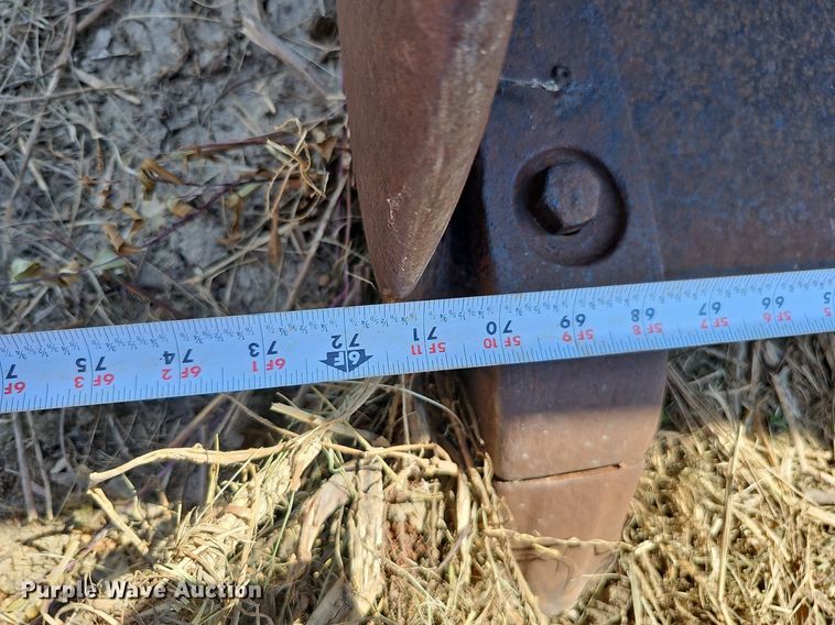 image for item DQ0184 1975 John Deere 555  track loader