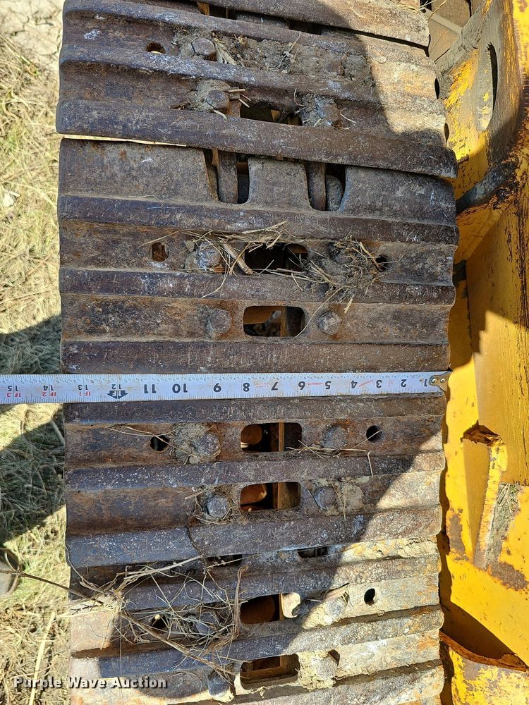 image for item DQ0184 1975 John Deere 555  track loader