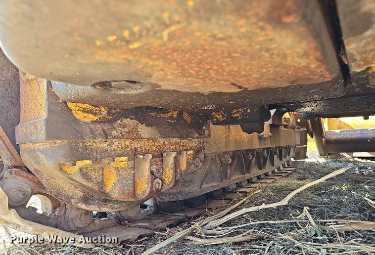 image for item DQ0184 1975 John Deere 555  track loader