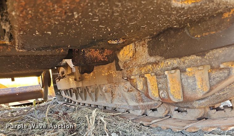 image for item DQ0184 1975 John Deere 555  track loader