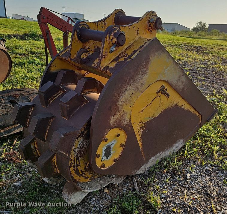 image for item DQ0190 Felco CRW 220  excavator compaction bucket