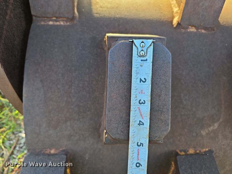 image for item DQ0190 Felco CRW 220  excavator compaction bucket