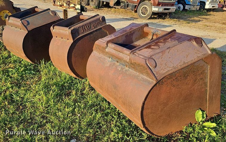 image for item DQ0191 (3) excavator buckets