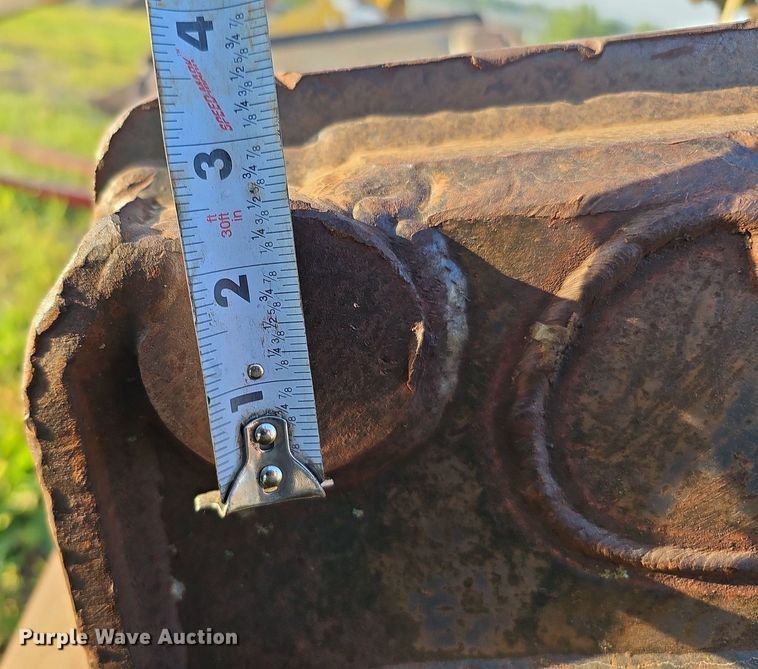 image for item DQ0191 (3) excavator buckets