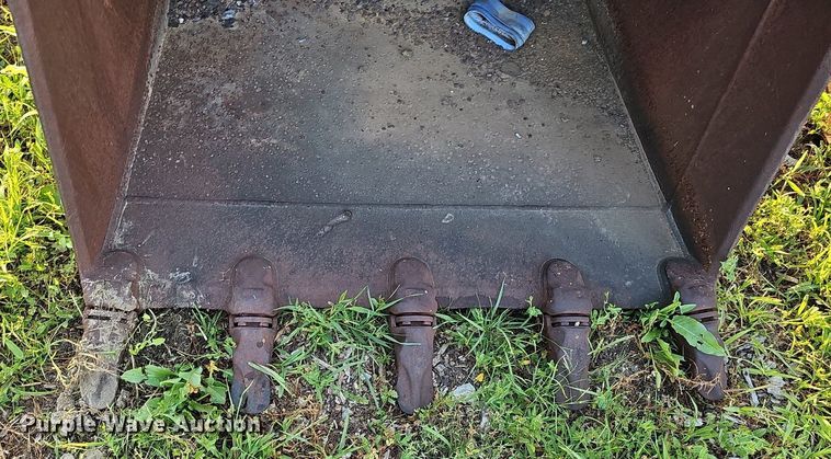 image for item DQ0191 (3) excavator buckets