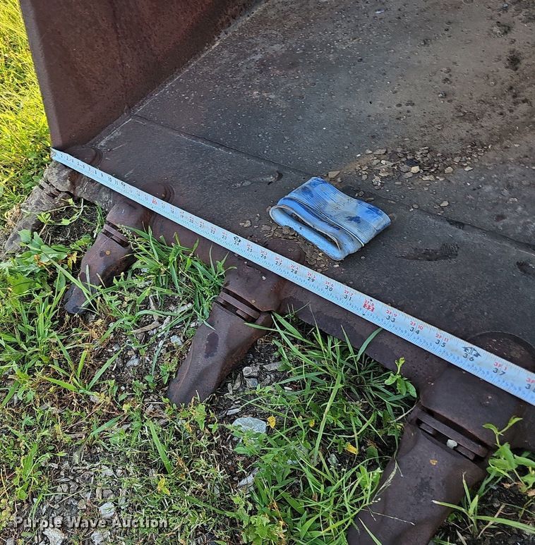 image for item DQ0191 (3) excavator buckets