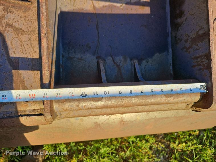 image for item DQ0191 (3) excavator buckets