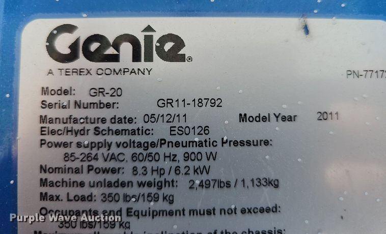 image for item DQ0258 2011 Genie GR-20  vertical lift