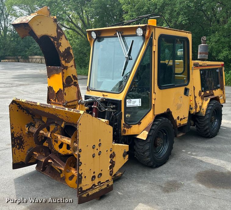 image for item DQ0876 Trackless Vehicles Ltd. MT5T  tool carrier