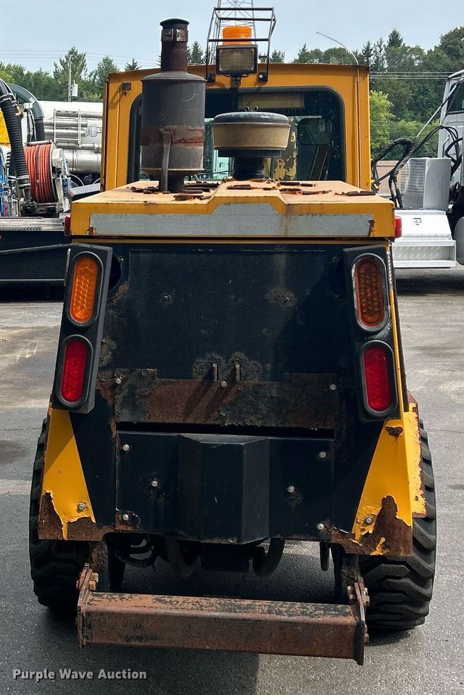 image for item DQ0876 Trackless Vehicles Ltd. MT5T  tool carrier