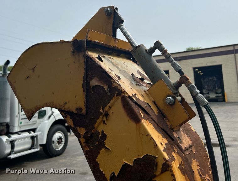 image for item DQ0876 Trackless Vehicles Ltd. MT5T  tool carrier