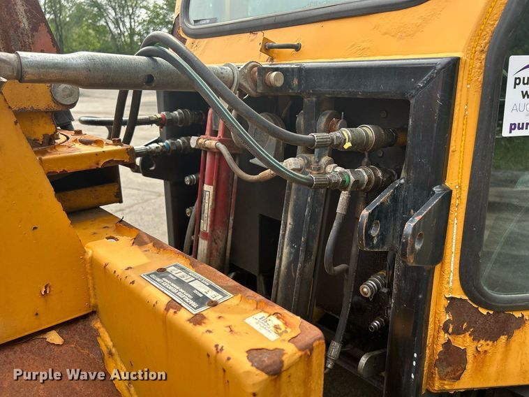 image for item DQ0876 Trackless Vehicles Ltd. MT5T  tool carrier