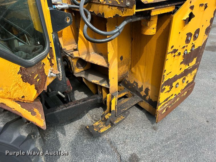 image for item DQ0876 Trackless Vehicles Ltd. MT5T  tool carrier