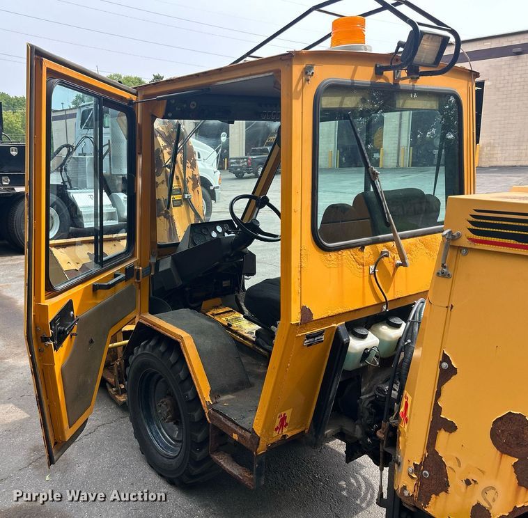 image for item DQ0876 Trackless Vehicles Ltd. MT5T  tool carrier