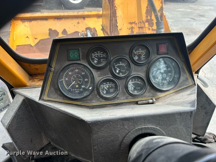 image for item DQ0876 Trackless Vehicles Ltd. MT5T  tool carrier