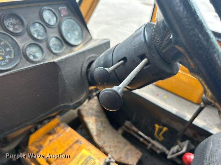 image for item DQ0876 Trackless Vehicles Ltd. MT5T  tool carrier