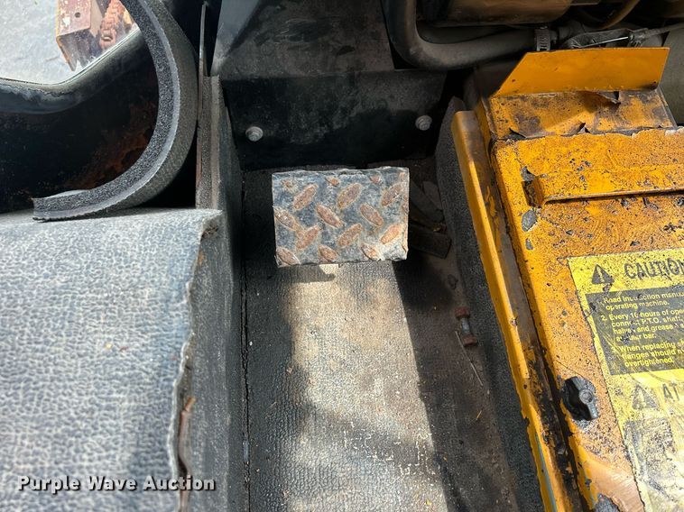 image for item DQ0876 Trackless Vehicles Ltd. MT5T  tool carrier