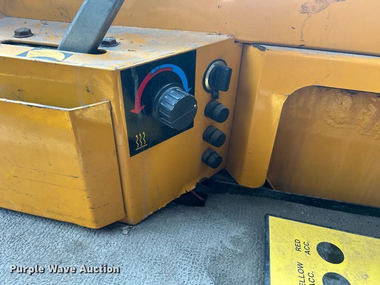 image for item DQ0876 Trackless Vehicles Ltd. MT5T  tool carrier