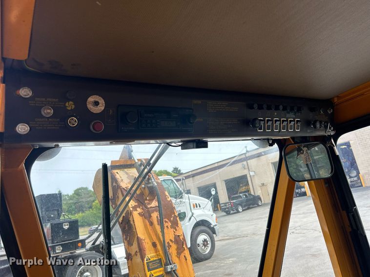 image for item DQ0876 Trackless Vehicles Ltd. MT5T  tool carrier