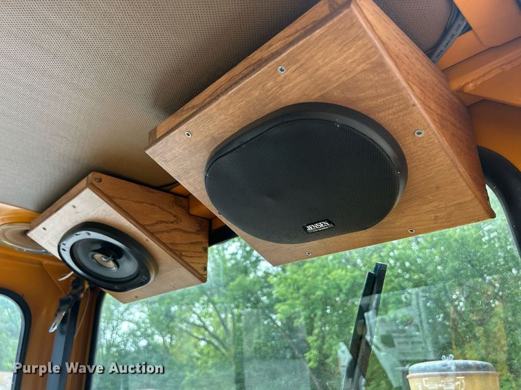 image for item DQ0876 Trackless Vehicles Ltd. MT5T  tool carrier