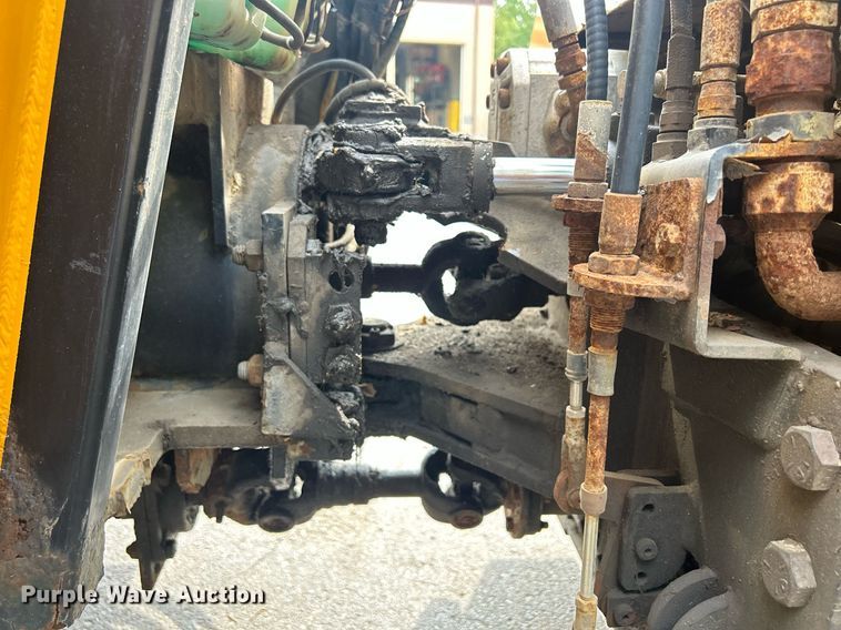 image for item DQ0876 Trackless Vehicles Ltd. MT5T  tool carrier