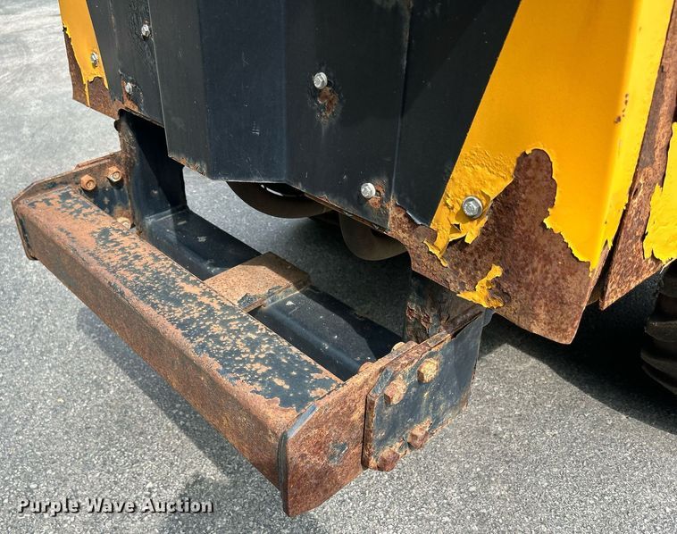 image for item DQ0876 Trackless Vehicles Ltd. MT5T  tool carrier