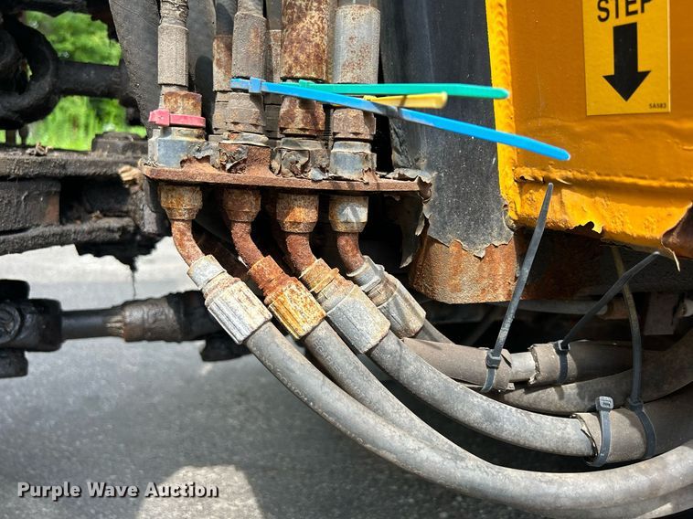 image for item DQ0876 Trackless Vehicles Ltd. MT5T  tool carrier