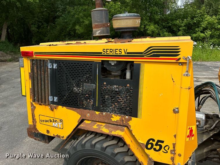 image for item DQ0876 Trackless Vehicles Ltd. MT5T  tool carrier